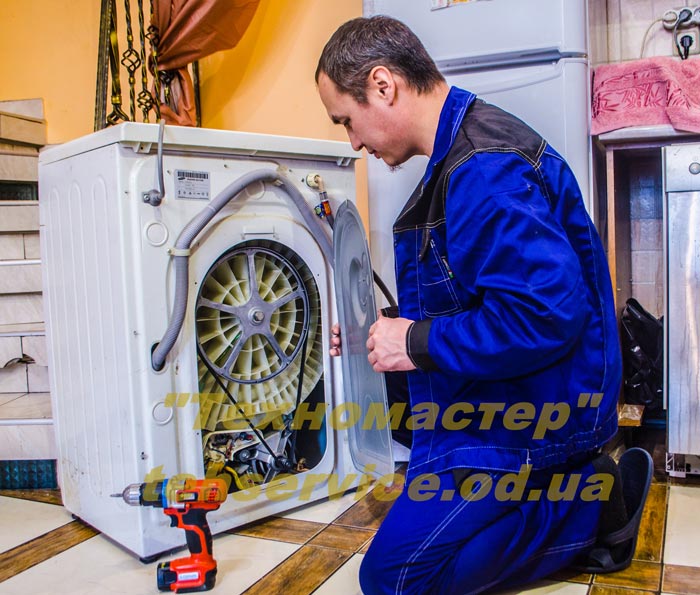 ​Ремонт стиральных машин Ariston в Одессе